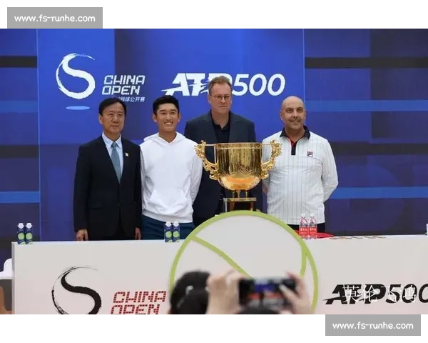 辛纳阿卡稳居前二 商竣程小布坚守前百