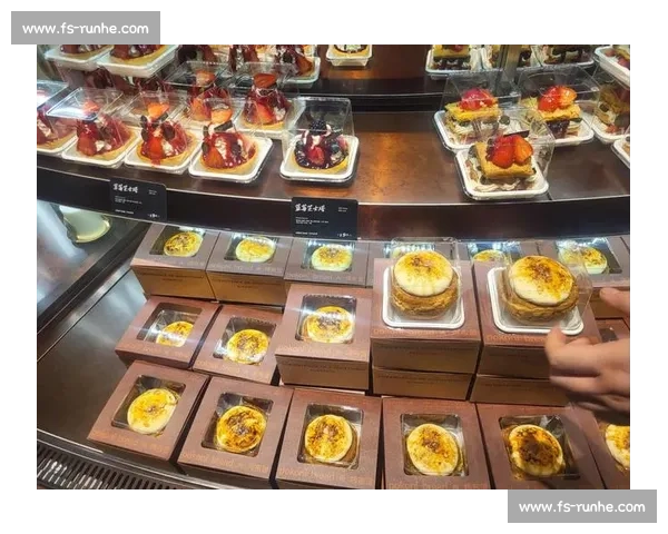 探秘瑞士卷的甜蜜艺术之旅从传统蛋糕到创意甜点的华丽蜕变