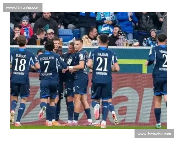 红蓝对决的燃情岁月，一场比赛回放看哭球迷！