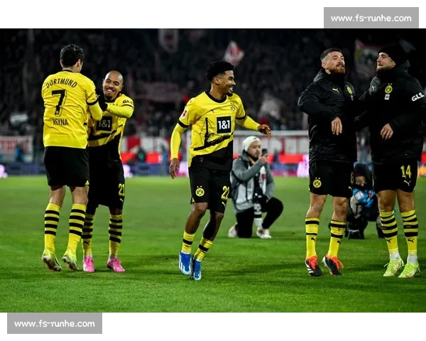 多特蒙德绝杀！比赛最后时刻绝地反击，球迷：心脏都要跳出来了！